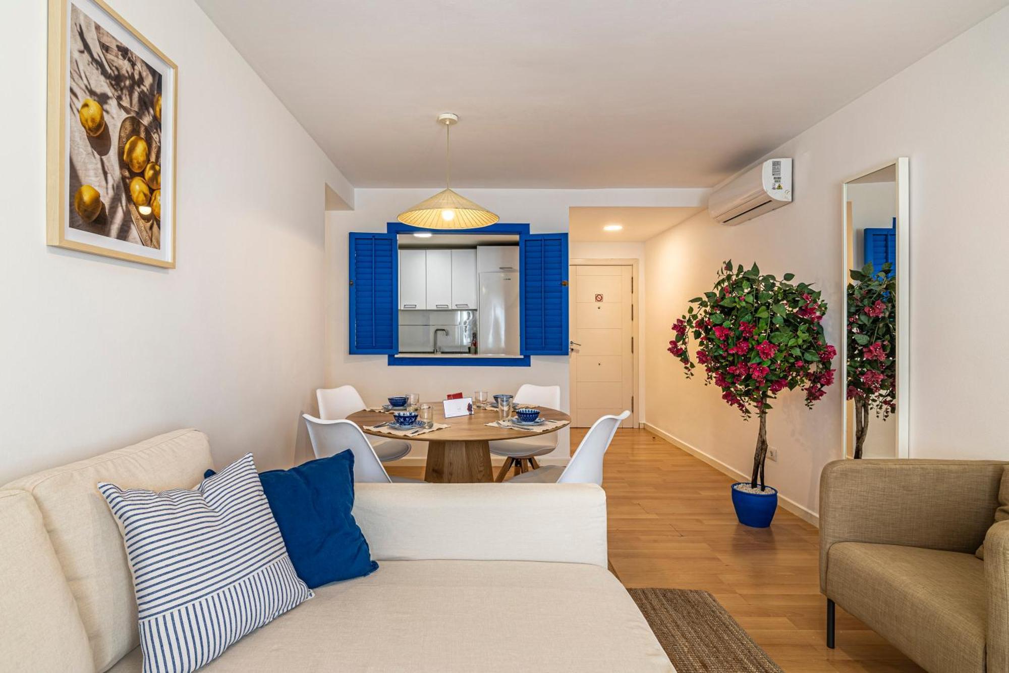 Solis Mare Apartments - Pedregalejo Beach มาลากา ภายนอก รูปภาพ