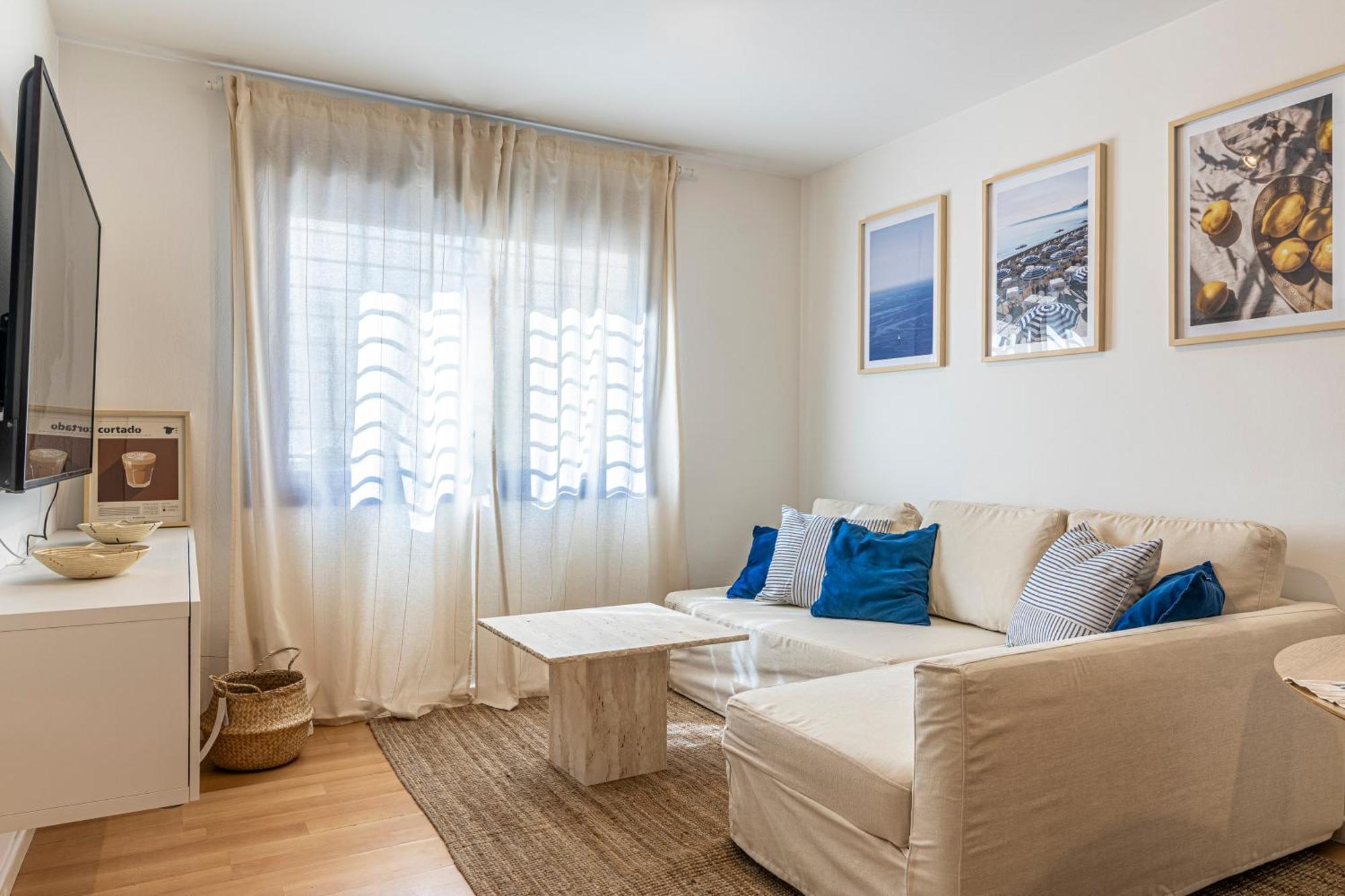 Solis Mare Apartments - Pedregalejo Beach มาลากา ภายนอก รูปภาพ