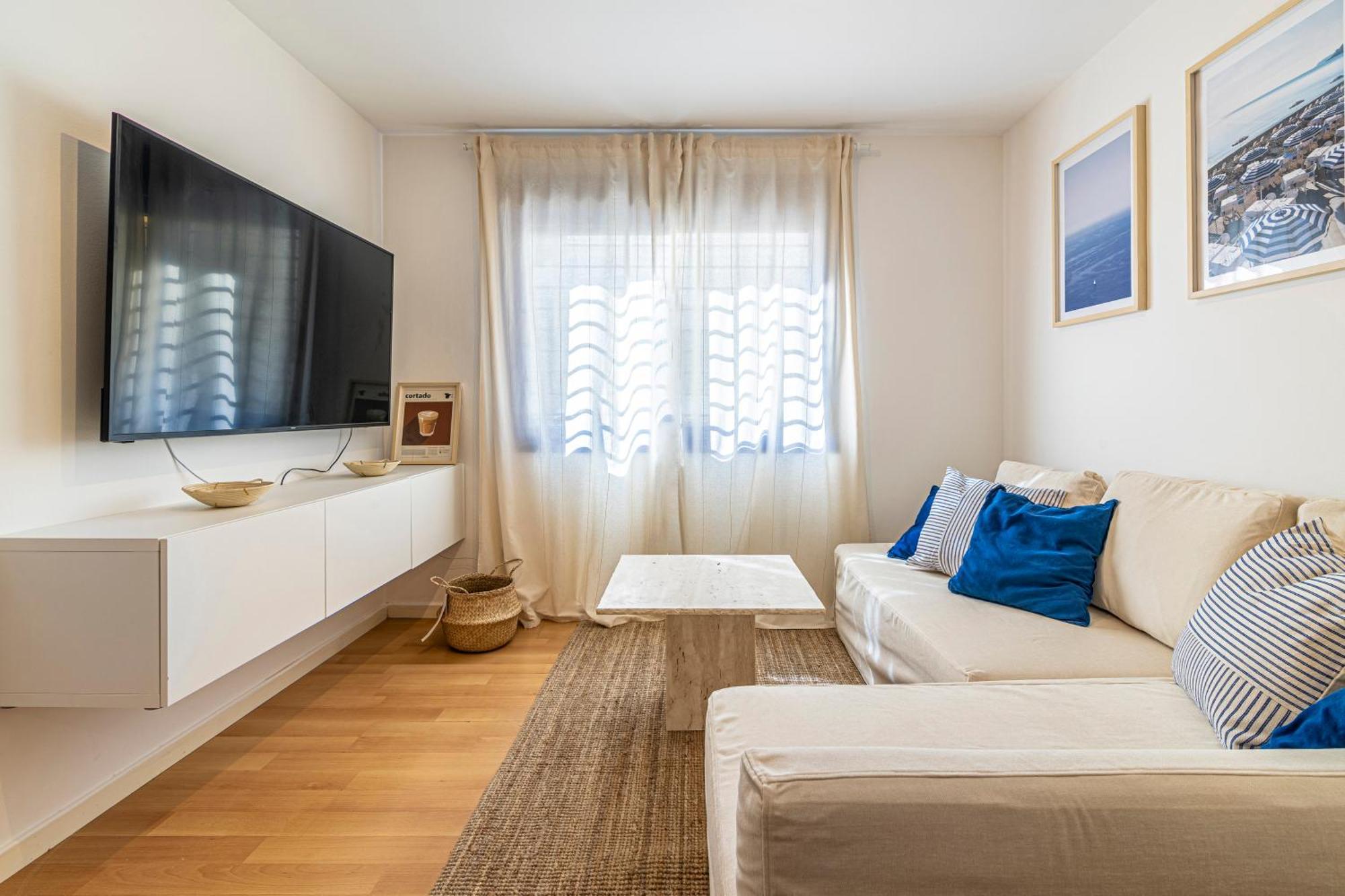 Solis Mare Apartments - Pedregalejo Beach มาลากา ภายนอก รูปภาพ