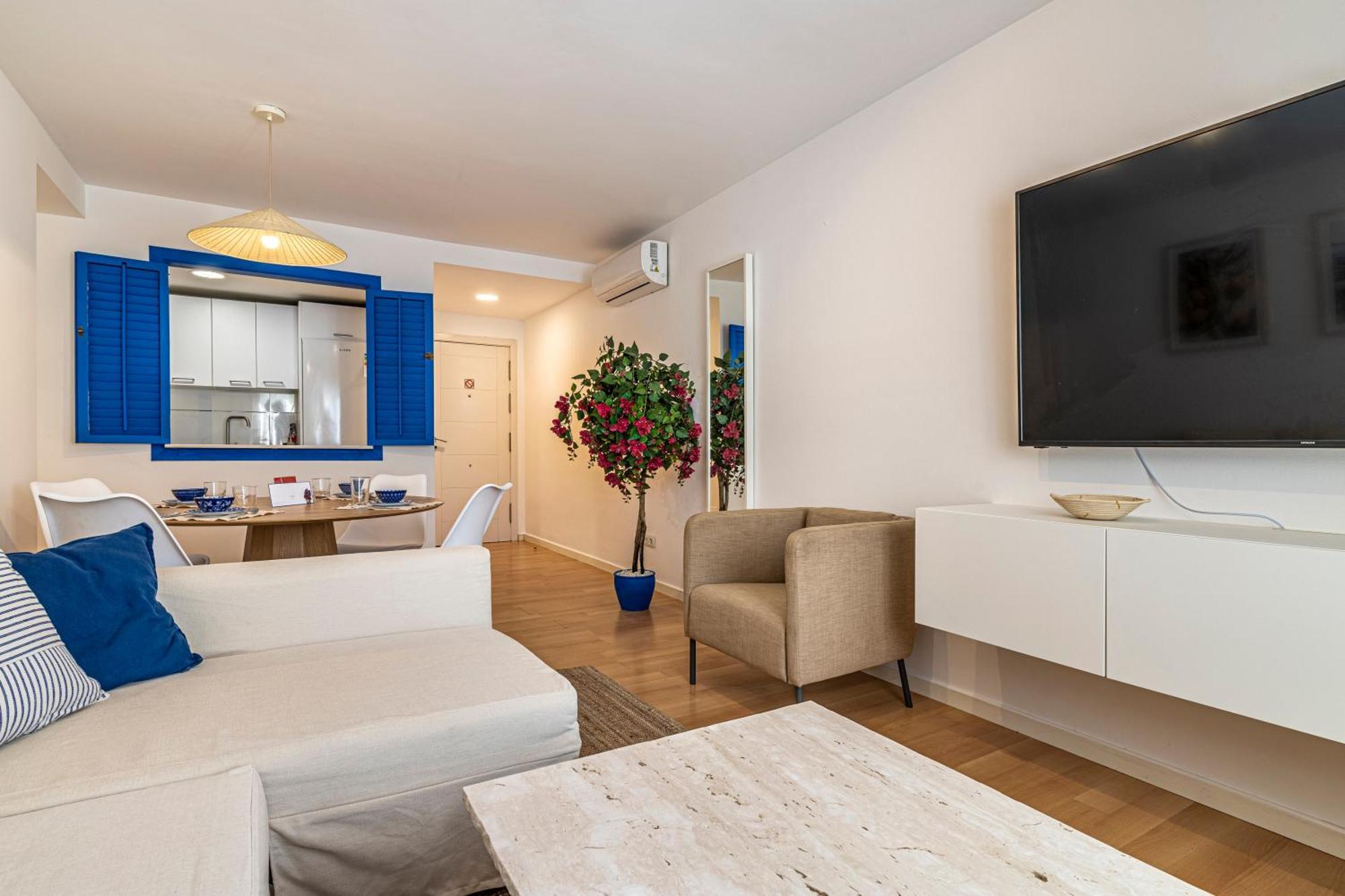 Solis Mare Apartments - Pedregalejo Beach มาลากา ภายนอก รูปภาพ