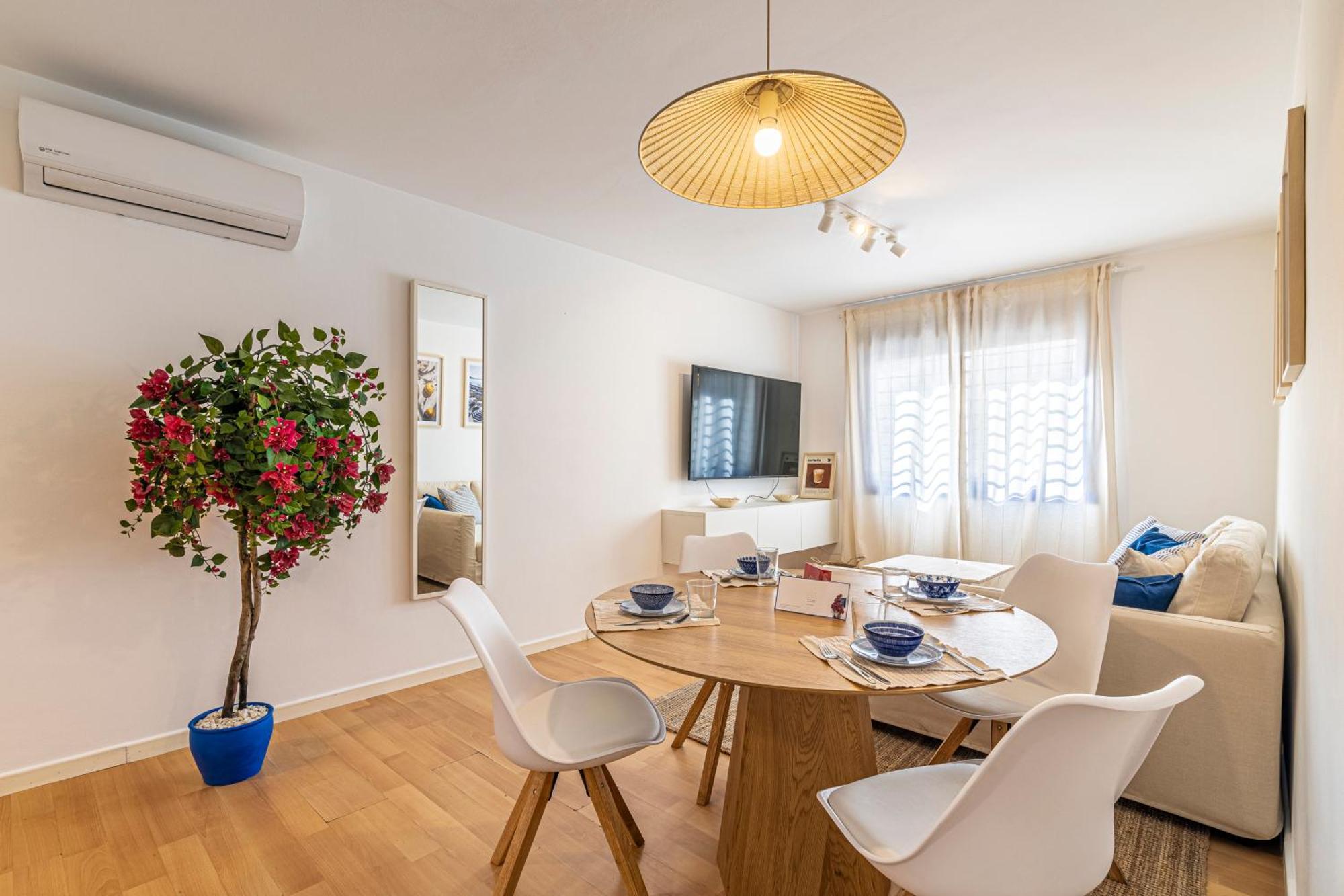 Solis Mare Apartments - Pedregalejo Beach มาลากา ภายนอก รูปภาพ