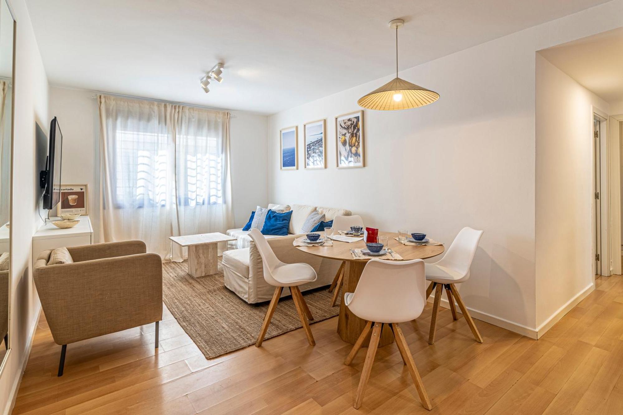 Solis Mare Apartments - Pedregalejo Beach มาลากา ภายนอก รูปภาพ