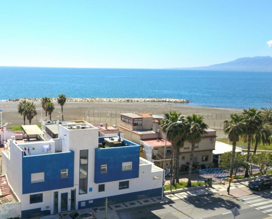 Solis Mare Apartments - Pedregalejo Beach มาลากา ภายนอก รูปภาพ